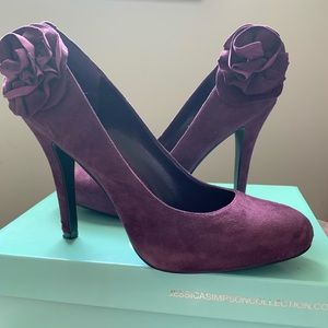 Jessica Simpson pump